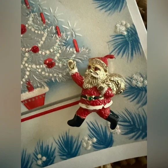 Vintage Adorable Festive Merry Christmas Card with Tree Design and Santa Brooch - Picture 2 of 11